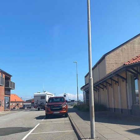 3 Vaerelses Lejlighed Taet Faergen Hirtshals Exterior foto