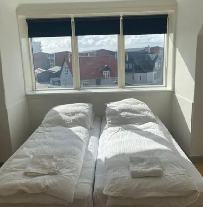 3 Vaerelses Lejlighed Taet Faergen Hirtshals Exterior foto