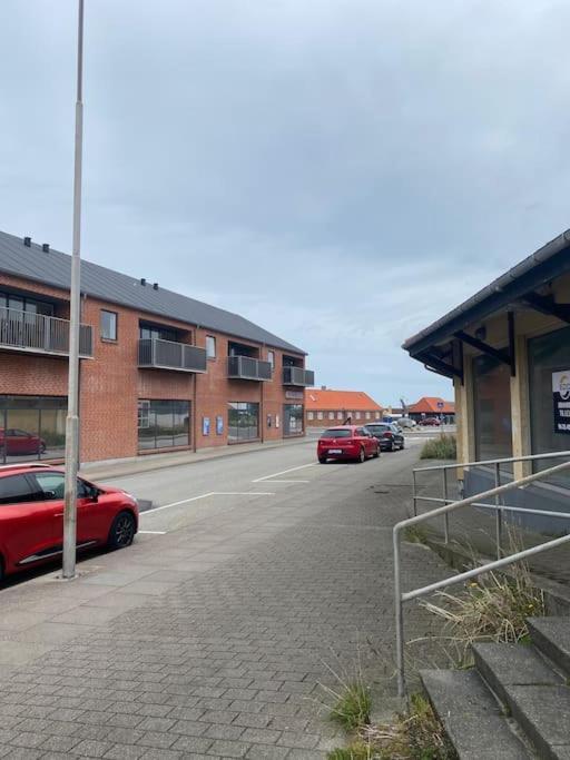 3 Vaerelses Lejlighed Taet Faergen Hirtshals Exterior foto